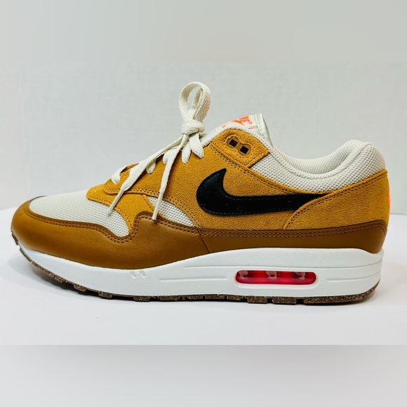 Nike Air Max 1 Essential Sneakers British Tan Light Bone Color Size US-11 NEW! - Picture 11 of 16